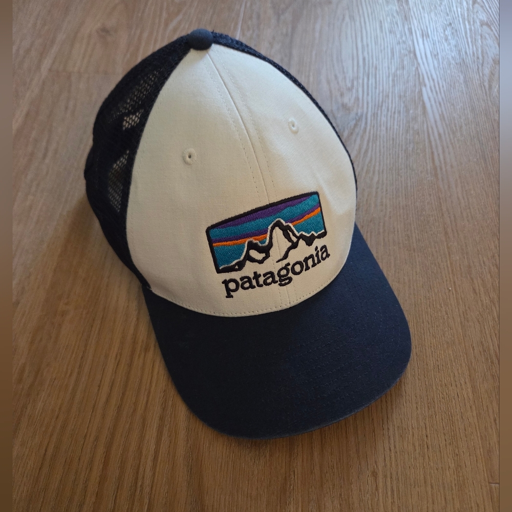 Patagonia Two-Tone Trucker Hat — White & Navy with Mountain Patch